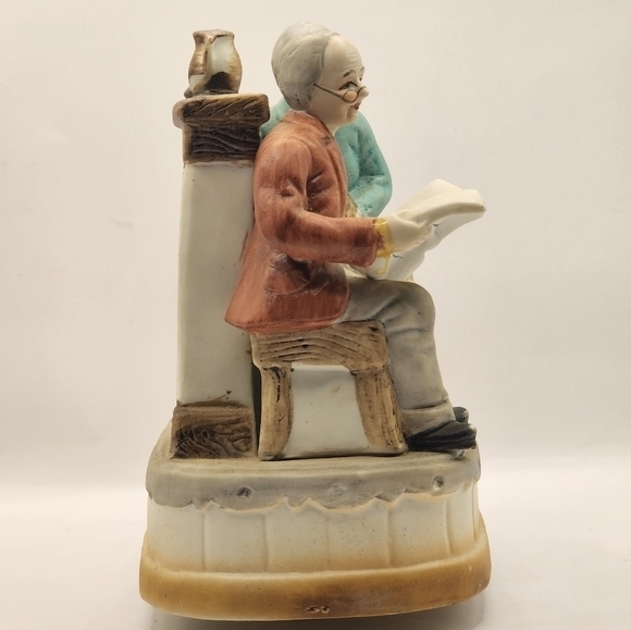 Vintage Grandma And Grandpa‎ No Place Like Home Music Box - Picture 4 of 9